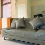 Ice And Modern 2Br Springlake Summarecon Bekasi Apartment By Travelio